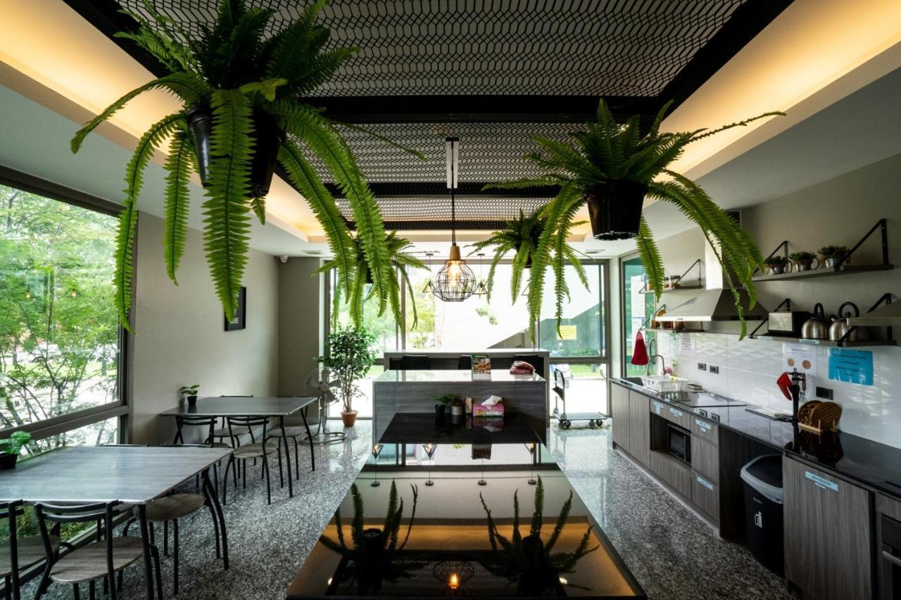 Onpa Hotel & Residence Bangsaen Exterior photo